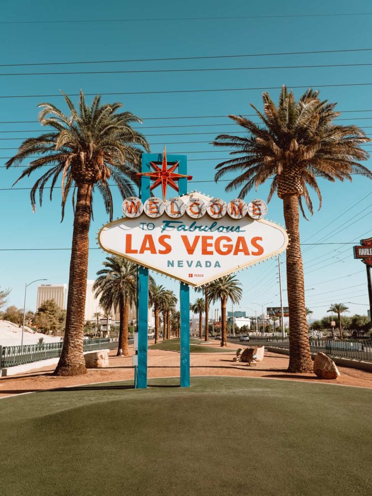 Welcome to Las Vegas sign